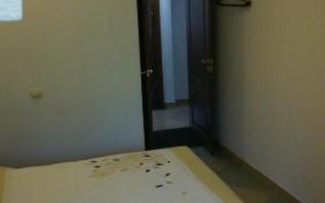 Rooms On Akademika Lavrentyeva 8