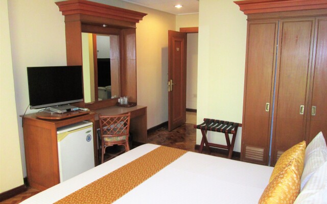 Maxandrea Hotel
