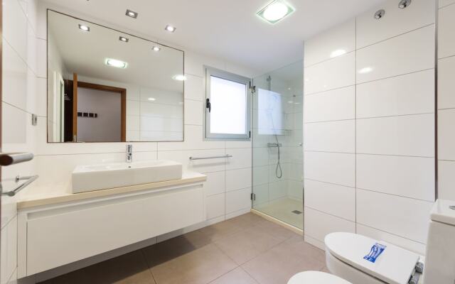 PLAYA GRANDE by Living Las Canteras