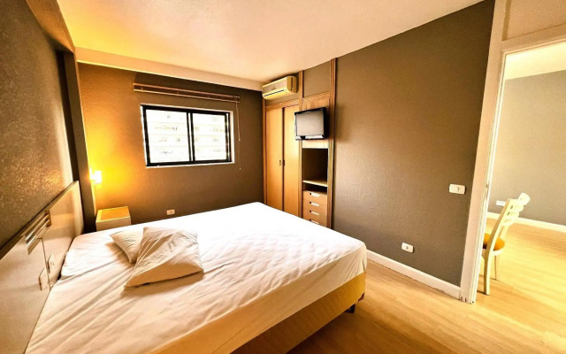 Slaviero Suites Curitiba Soho
