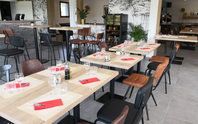 Hotel The Originals Annecy Nord (ex P'tit-Dej Hotel)