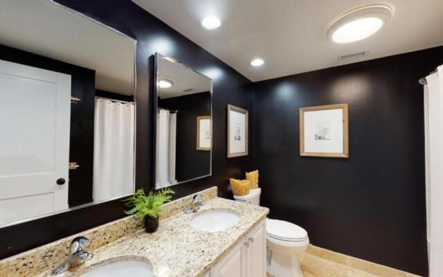 240 Captains Quarters