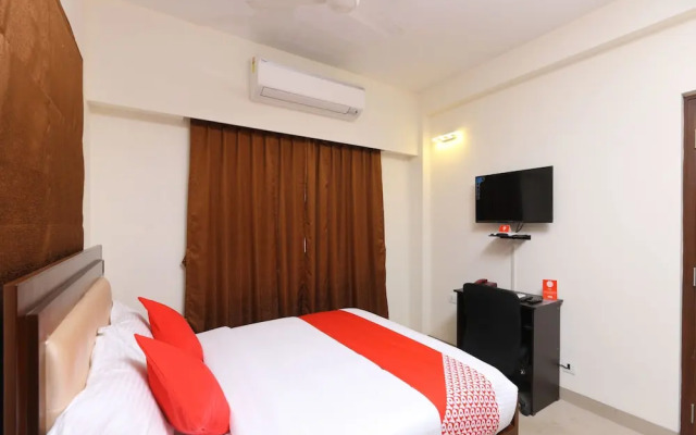 OYO 12368 Day Inn