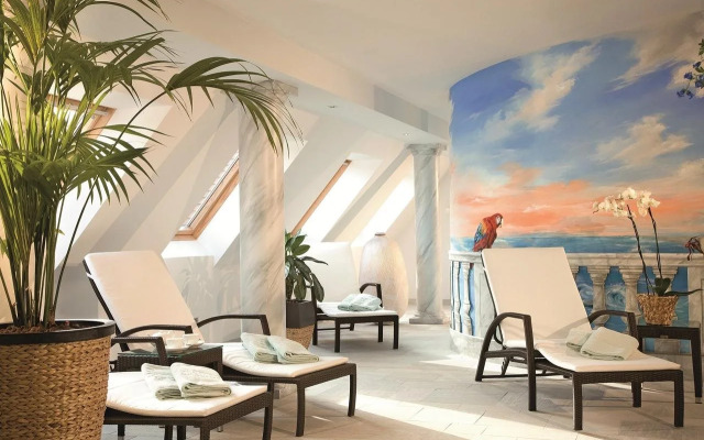 Relais & Châteaux Hotel Bülow Palais