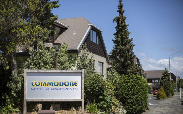 Commodore Motels