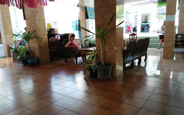 Sayang Maha Mertha Hotel