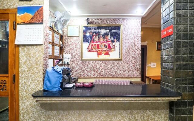OYO 18377 Hotel New City Top