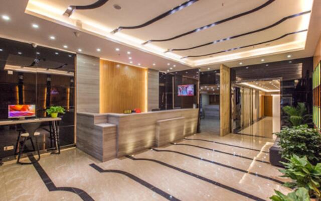 Elan Inn Wuhan Xudong Pinmao
