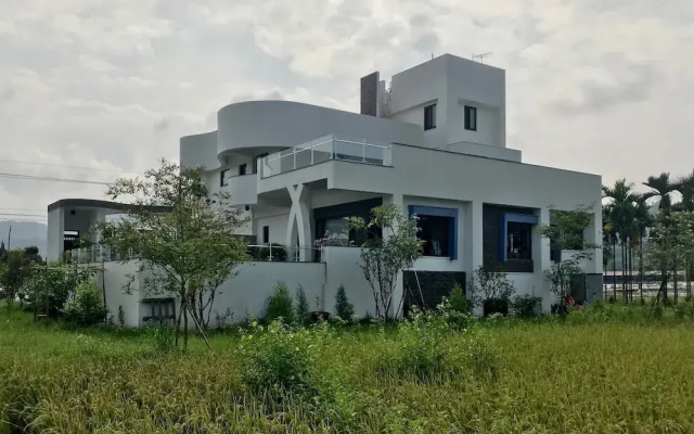Meinung On the Field Homestay