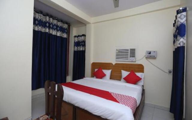 Oyo 23577 Hotel Awadh