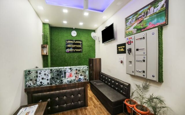 Spot On 37343 Hotel Abhimanyu Inn