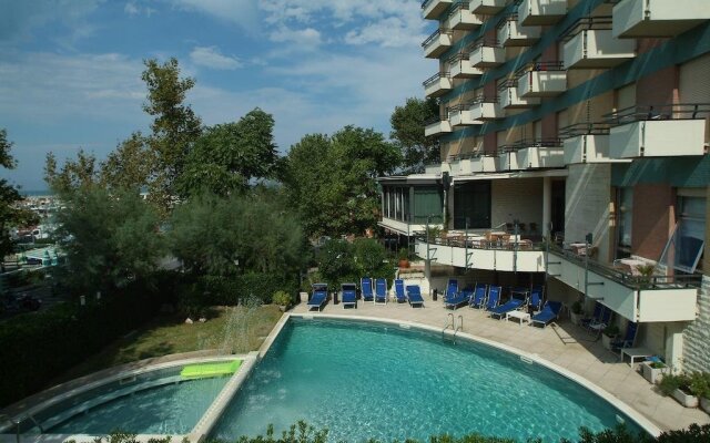 Hotel Murex