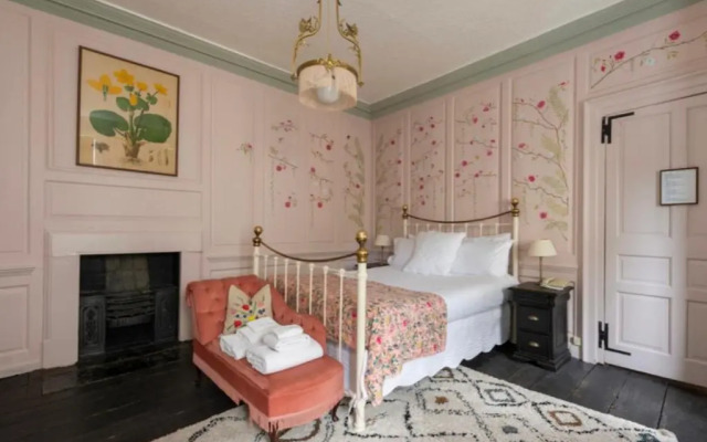 Bowlish House - Restaurant with rooms