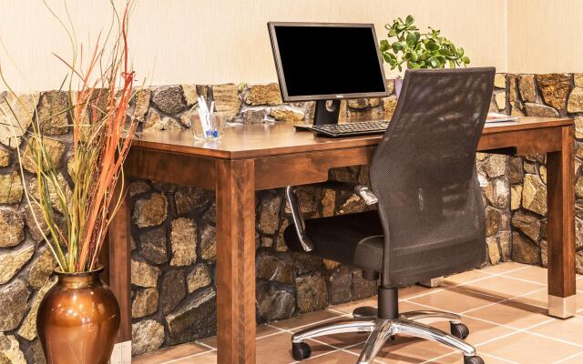 Days Inn by Wyndham South Hill