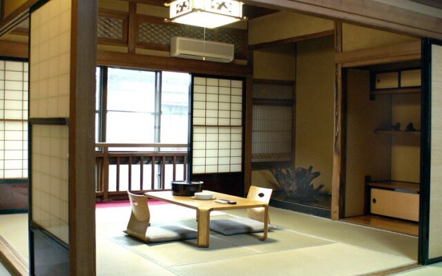 Hotel Naniwa