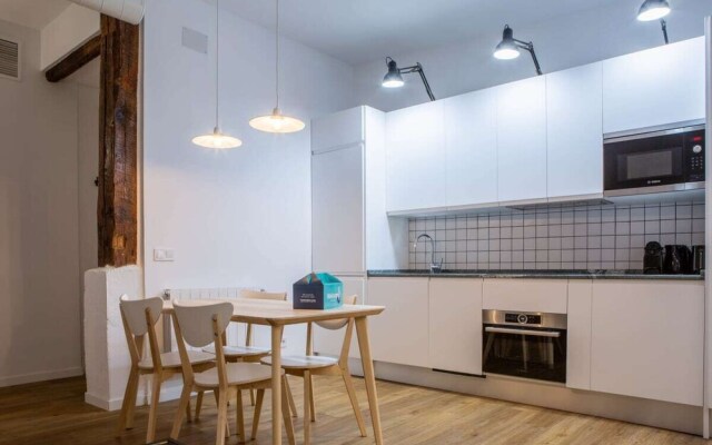 Charming And Modern 2Bed In Madrid's City Center