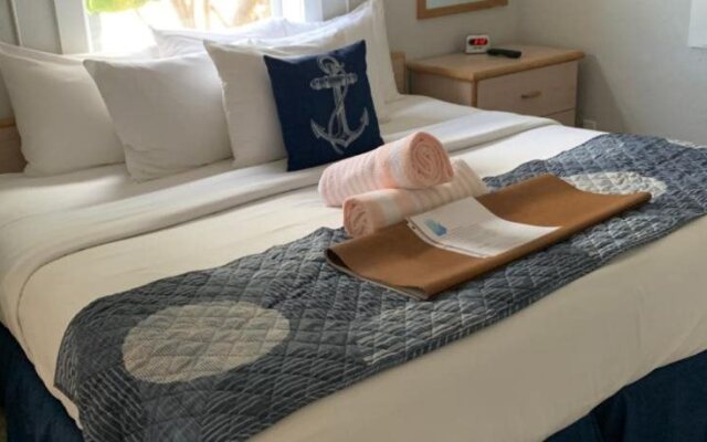 Manta Ray Inn