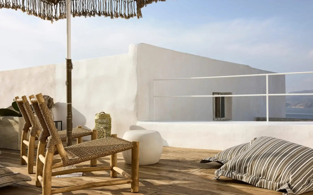 Niove Suites Milos