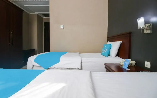 Idola Hotel