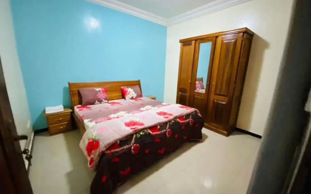 Mam Lovely 3-bed Apartment in Dakar-almadies