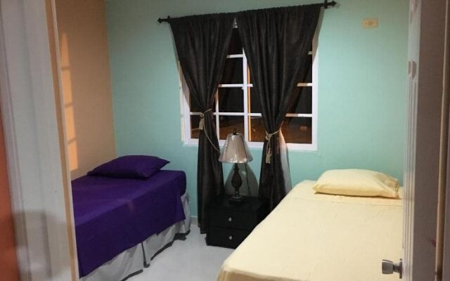 Bellas Place