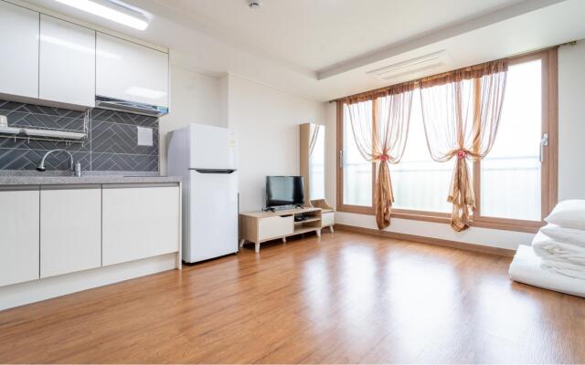 Jeju Ondamhouse Pension