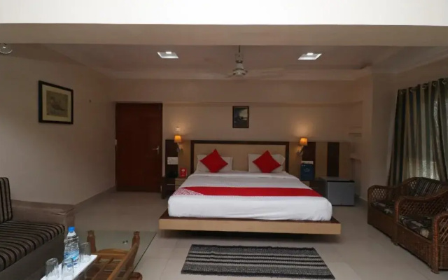 Hotel Alankar Greens by OYO Rooms