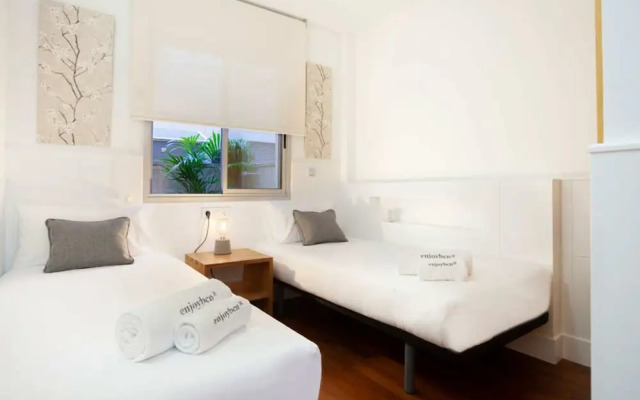 Enjoybcn Paris Apartment