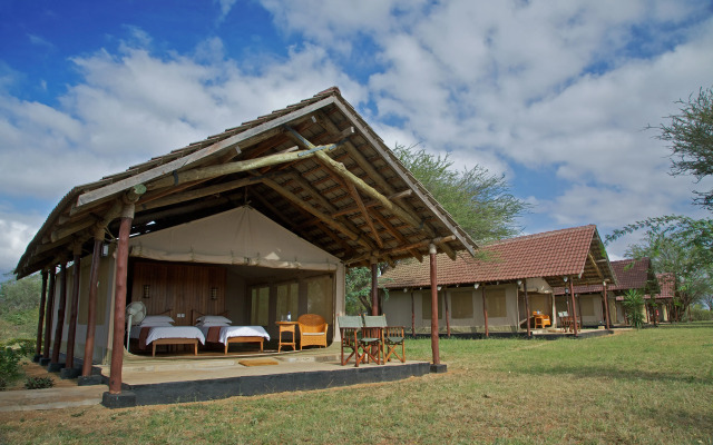 Ashnil Aruba Lodge