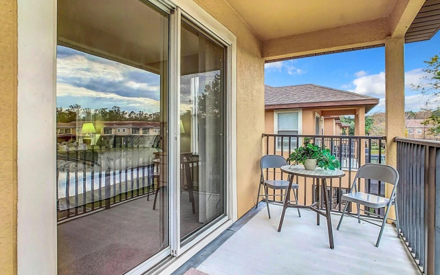 Family Getaway 4BR Townhome by Old Town