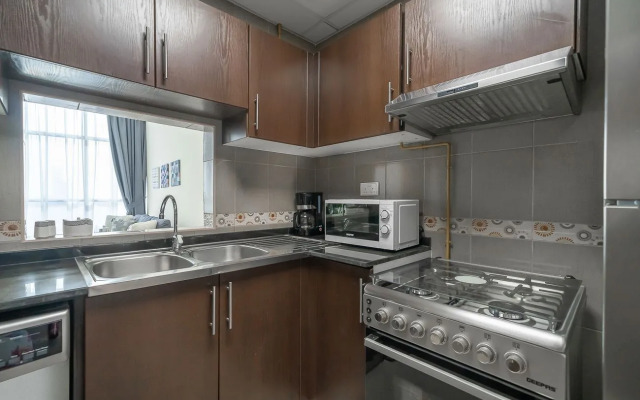 Glamorous fully equipped apartment in Oudah Tower