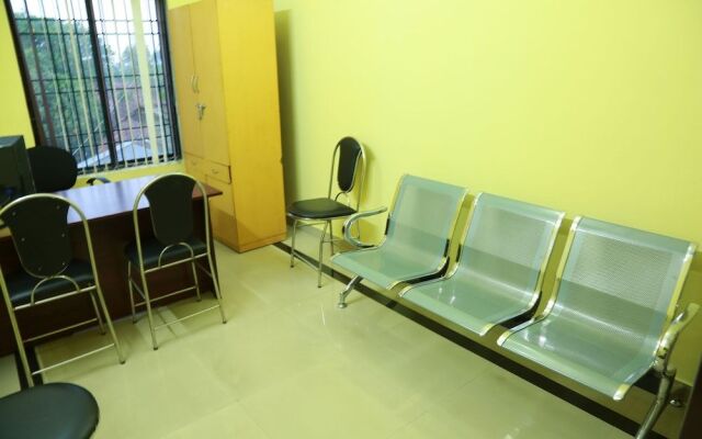 OYO 8273 Diamond Inn