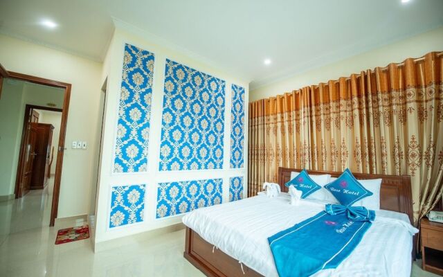 Rose Hotel