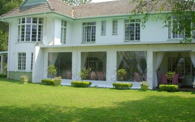 White House Bed and Breakfast Guest House