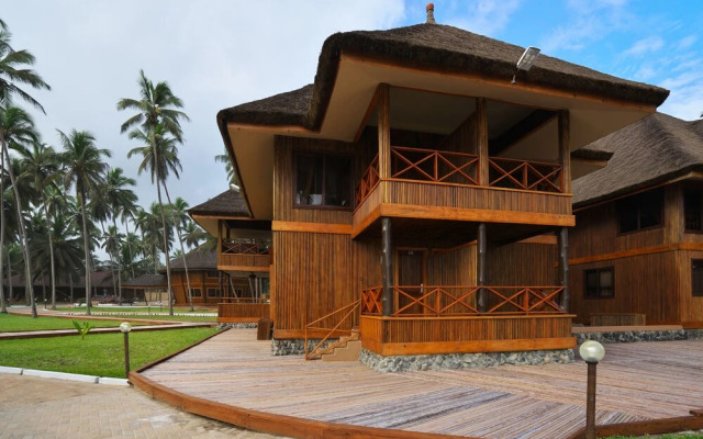 Maaha Beach Resort