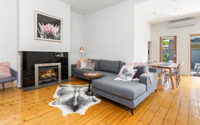 Central Bendigo Cottage, walk to everywhere!! – Guest Rooms – Bendigo