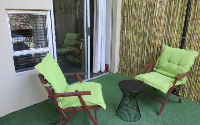 The NorthCliff View