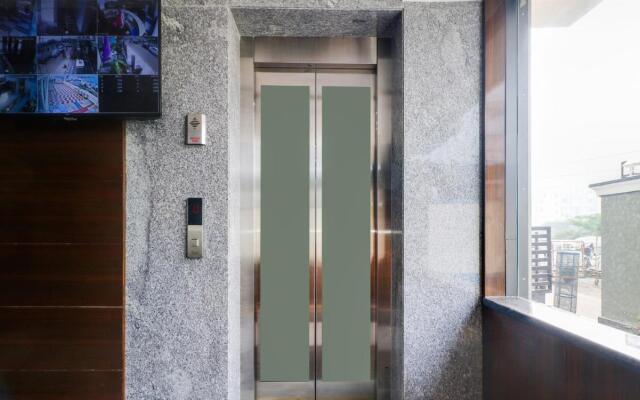 Townhouse OAK Hotel SVA