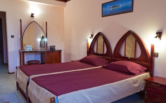 Hotel Mants II