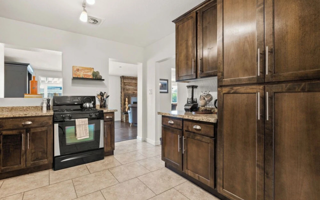 Campbell - Foodie Paradise w Pool Games Nightlife