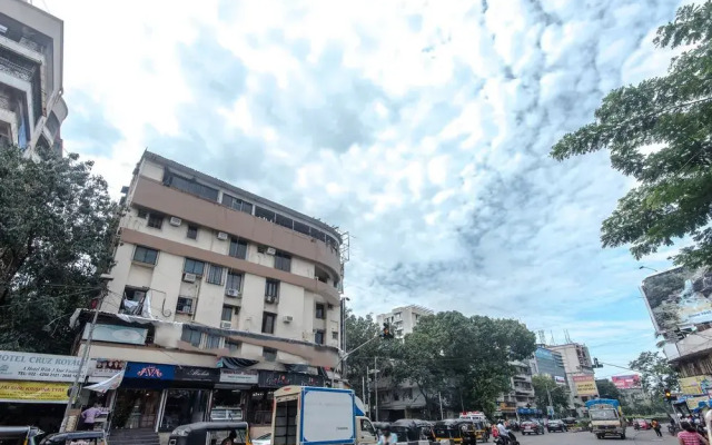 OYO 9034 Santacruz West