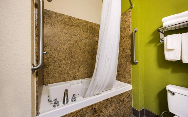 Sleep Inn & Suites Valdosta Mall Area