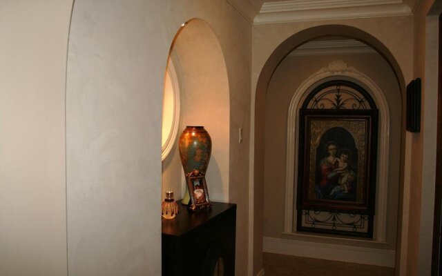 Louisiana Cajun Mansion