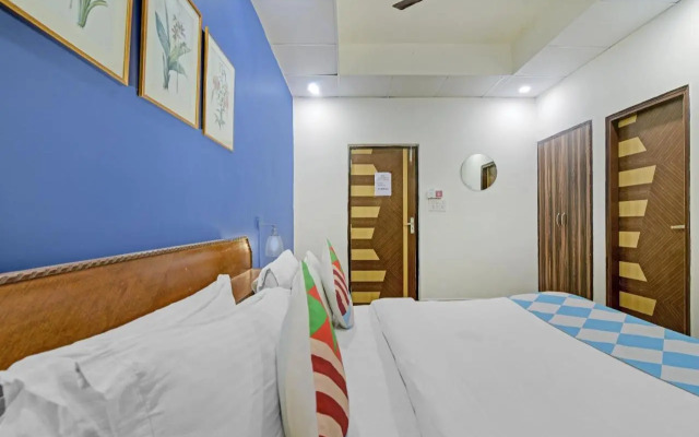 Oyo Flagship 79655 Kailash Inn