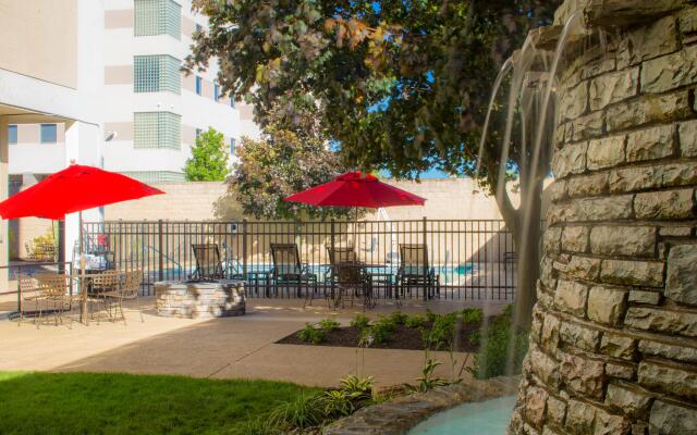 Crowne Plaza Suites Pittsburgh South by IHG