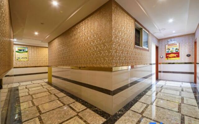 Xiangtan Tianlun Business Hotel