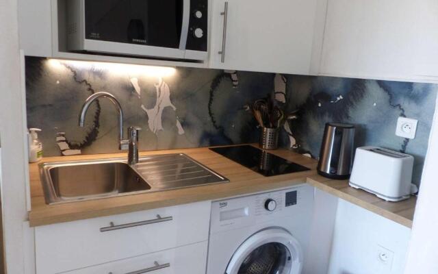 Appartement Le Lavandou, 2 pièces, 4 personnes - FR-1-308-79