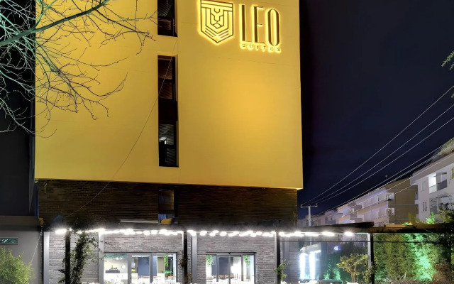 Leo suites Hotel