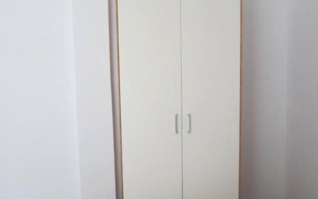 Studio Anna Veria Center