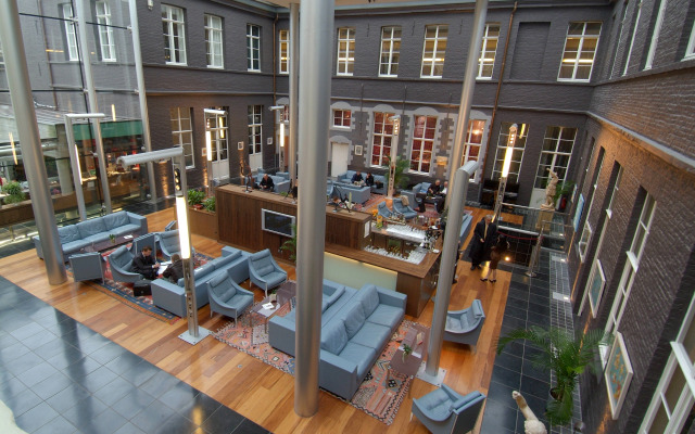 L'Hermitage Gantois, Autograph Collection